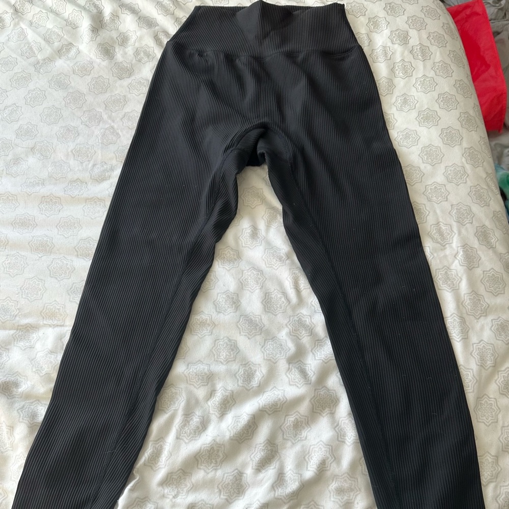 BuffBunny Material Girl Leggings in Black